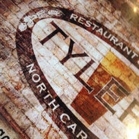 Foto scattata a Tyler&amp;#39;s Restaurant &amp;amp; Taproom da Therese J. il 6/25/2012