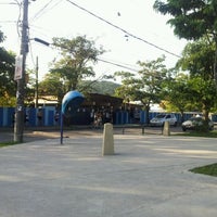 Photo taken at Escola Municipal Lincoln Bicalho Roque by Jivago S. on 5/11/2012
