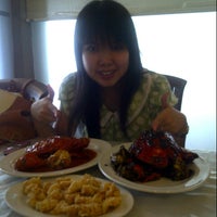 Photo taken at Rasane Seafood by Yesica D. on 8/21/2012