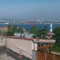 Photo taken at Best Island Hostel Istanbul by Максим Н. on 5/2/2012