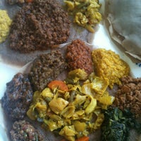 Снимок сделан в Aster&amp;#39;s Ethiopian Restaurant пользователем Kristen L. 5/9/2012