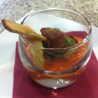Das Foto wurde bei Nou Raspa Restaurant von Carlos E. am 5/17/2012 aufgenommen