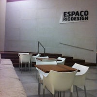 Photo taken at Espaço Rio Design by Zé R. on 5/8/2012