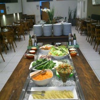 Photo taken at Oca Gastronomia by Teo L. on 4/21/2012