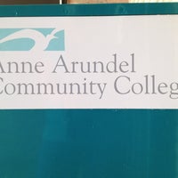 รูปภาพถ่ายที่ Anne Arundel Community College โดย Heather R. เมื่อ 7/12/2012