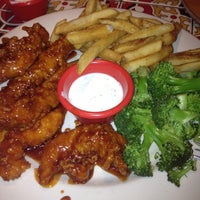 Photo taken at Chili&amp;#39;s Grill &amp;amp; Bar by ChristinaVy H. on 3/21/2012