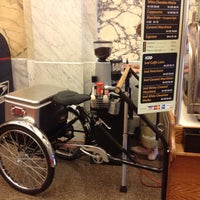 รูปภาพถ่ายที่ Bike Caffe โดย Stephen W. เมื่อ 6/20/2012