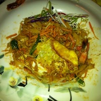 5/3/2012 tarihinde Kris T.ziyaretçi tarafından Keway-mai Thai Food'de çekilen fotoğraf