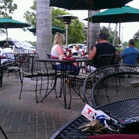 Foto diambil di West End Grill St. Lucie West oleh Seth P. pada 5/27/2012