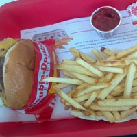 Photo taken at In-N-Out Burger by Ben L. on 8/16/2012