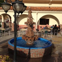 Foto tomada en La Mesa Mexican Restaurant  por Andy M. el 5/13/2012