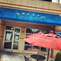 Foto tirada no(a) Presto Bar and Grill por Tim M. em 6/11/2012
