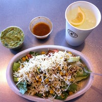 Photo taken at Chipotle Mexican Grill by Jordan S. on 8/6/2012