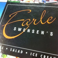 Photo taken at Earle Swensen&amp;#39;s by 👑 Clarence H. on 6/9/2012