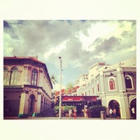 Photo taken at Peranakan Place by Kazry K. on 3/6/2012