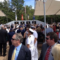 รูปภาพถ่ายที่ EOD Memorial โดย John &amp;. เมื่อ 5/5/2012