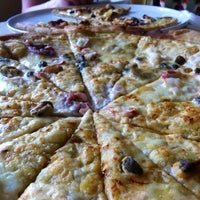 Photo taken at Sinyora pizza by Oleg on 7/14/2012