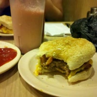 Photo taken at The Prime Burger by Dan H. on 5/25/2012