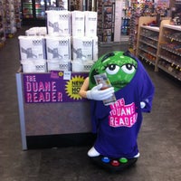 Photo taken at Duane Reade by Georgette G. on 4/21/2012