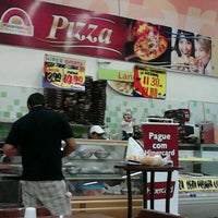 Photo taken at Pizzaria Ideal by Daniele C. on 2/18/2012