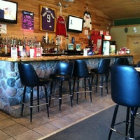 8/9/2012 tarihinde Larry K.ziyaretçi tarafından Bleachers Sports Bar &amp;amp; Grill'de çekilen fotoğraf