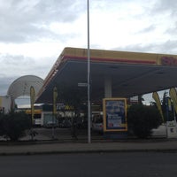 รูปภาพถ่ายที่ Shell โดย Ralf เมื่อ 7/11/2012