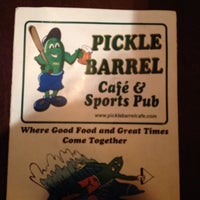 Снимок сделан в Pickle Barrel Cafe &amp;amp; Sports Pub - Gray пользователем Monica K. 4/25/2012