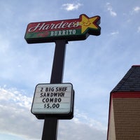 Photo taken at Hardee&amp;#39;s / Red Burrito by Eric S. on 4/20/2012
