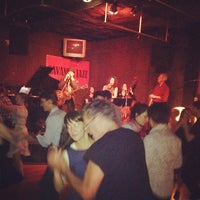 Photo taken at Savanna Jazz Club by Lizzy N. on 4/26/2012