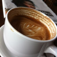 Das Foto wurde bei Royal Ground Coffee von MauriB am 4/22/2012 aufgenommen