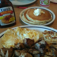 Photo taken at IHOP by Mynor R. on 3/28/2012