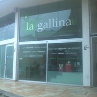 Photo taken at La gallina verde by Albert M. on 8/20/2012
