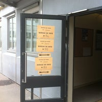 Photo taken at Collège Guillaume Apollinaire by Pedro G. on 5/6/2012