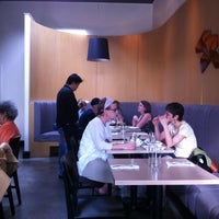 Photo taken at Naam Thai Cuisine by Manuhuia B. on 6/22/2012