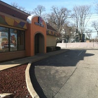 Photo taken at Taco Bell by Benny B. on 3/13/2012