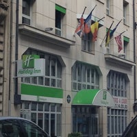 Photo taken at Holiday Inn Paris - Montmartre by Charlie S. on 6/20/2012