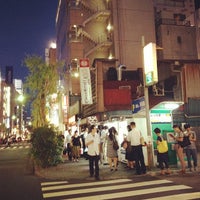 Photo taken at 銀座ニューキャッスル by bianesso on 7/31/2012