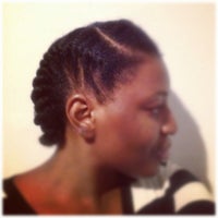De Lux Natural Hair Gallery Salon Barbershop In Brooklyn