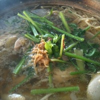รูปภาพถ่ายที่ Fatty Hot &amp;amp; Spicy soup โดย LuLu W. เมื่อ 7/22/2012