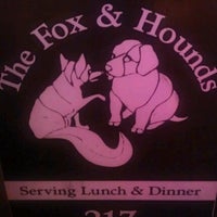 Foto diambil di The Fox and Hounds oleh Shaz L. pada 8/4/2012