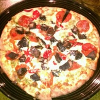 2/18/2012 tarihinde J.D. P.ziyaretçi tarafından Avivo Brick Oven Pizzeria'de çekilen fotoğraf