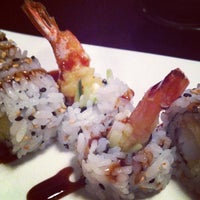 Photo prise au Tokyo Sushi &amp; Hibachi par Jon T. le4/7/2012
