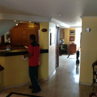 รูปภาพถ่ายที่ Hotel Rincon de Santa Barbara โดย Raúl G. เมื่อ 7/5/2012