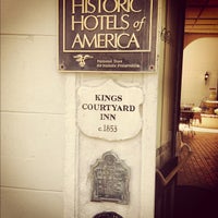 Снимок сделан в Kings Courtyard Inn пользователем Charming Inns of Charleston 6/18/2012