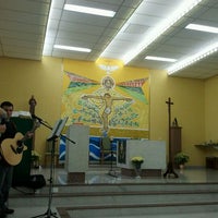 Photo taken at Comunidade São Francisco de Assis - Paróquia Cristo Redentor by Vinicius C. on 5/5/2012