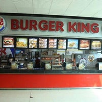 Photo taken at Burger King by Lorena Mariana M. on 8/18/2012