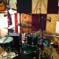 Photo taken at Underground Music Studios by Luis F. C. on 2/17/2012