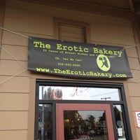 Das Foto wurde bei The Erotic Bakery von Kip R. am 3/28/2012 aufgenommen