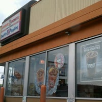 Photo taken at Dunkin&amp;#39; by Oscar G. on 5/6/2012