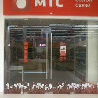 Photo taken at Салон-магазин МТС МТРЦ &amp;quot;АКВАМОЛЛ&amp;quot; by Максим З. on 7/21/2012